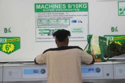 lavomatic © Elodie Cherittwizer